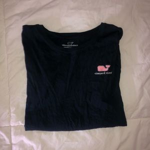 Vineyard Vines tee
